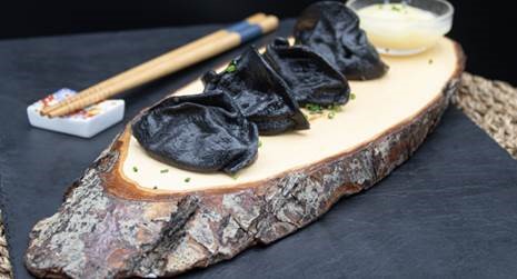 Gyoza de Chipirones en su Tinta - 25 g